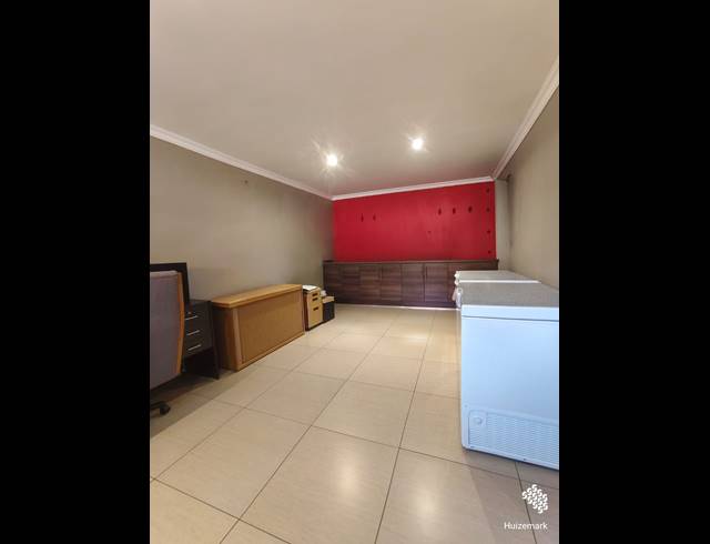 5 BEDROOM HOUSE FOR SALE IN VAALPARK